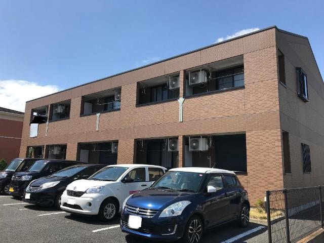 外観写真（昼） Ｊｅ　ｌｅ　ｐｒｅｎｄｓ　（ジュルプラン）