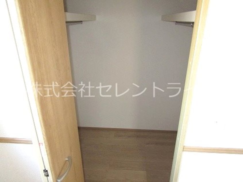 ウォークインクローゼット内部 パークハウス　A・B棟