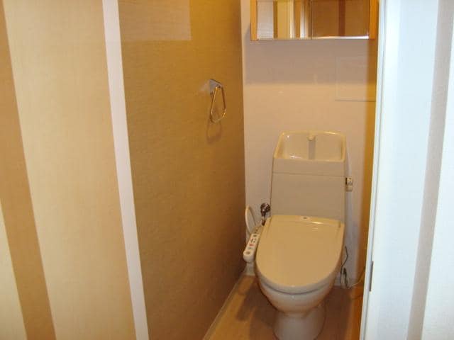 トイレ コモド　ピノ　IV