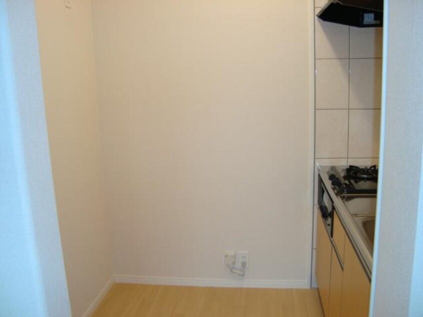 キッチン コモド　ピノ　IV