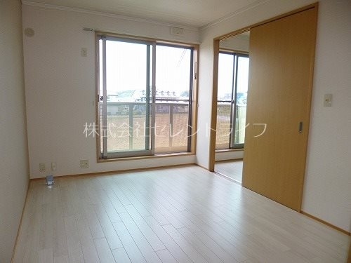 南側洋室 プレミール