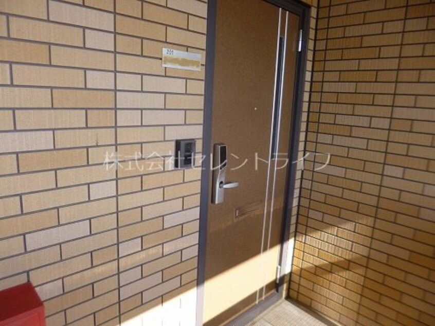 玄関前 プレミール