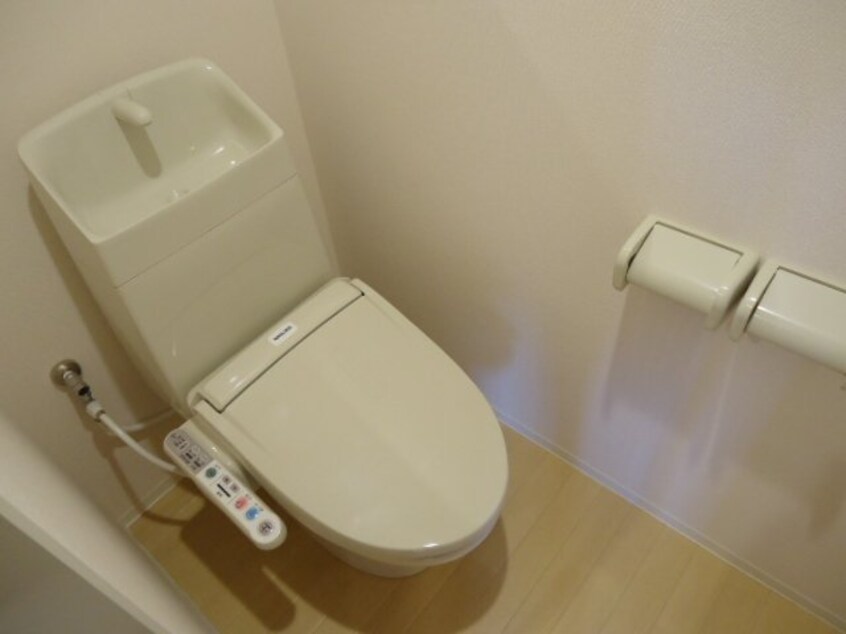 シャワー付トイレ ボヌール．i III