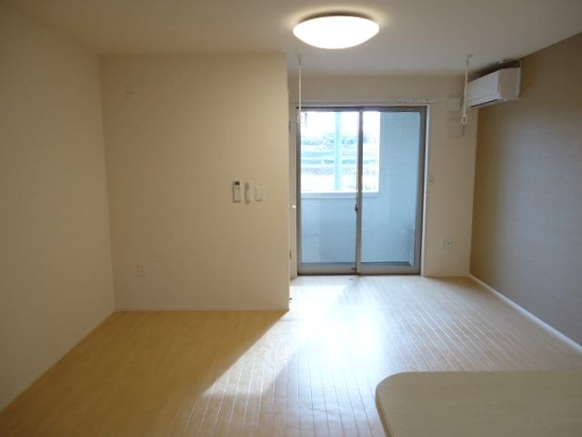 リビング ボヌール．i III