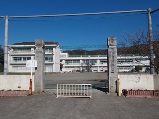 小田小学校まで280m Ｓｈａｌｉｏｎ　Ａ