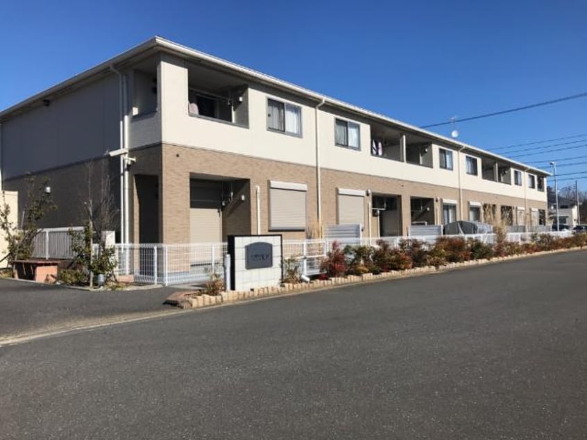 外観写真（昼） un jour C（アンジュールシー）