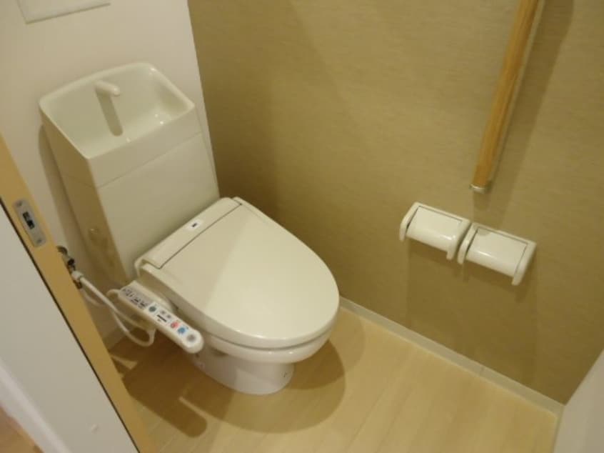 トイレ un jour C（アンジュールシー）