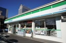 ﾌｧﾐﾘｰﾏｰﾄ つくば竹園店(コンビニ)まで694m Ａｘｉｓ３３
