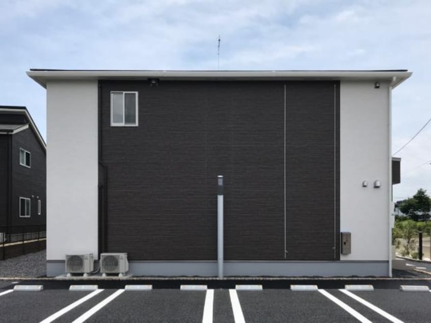 外観写真（昼） エバーレジデンス