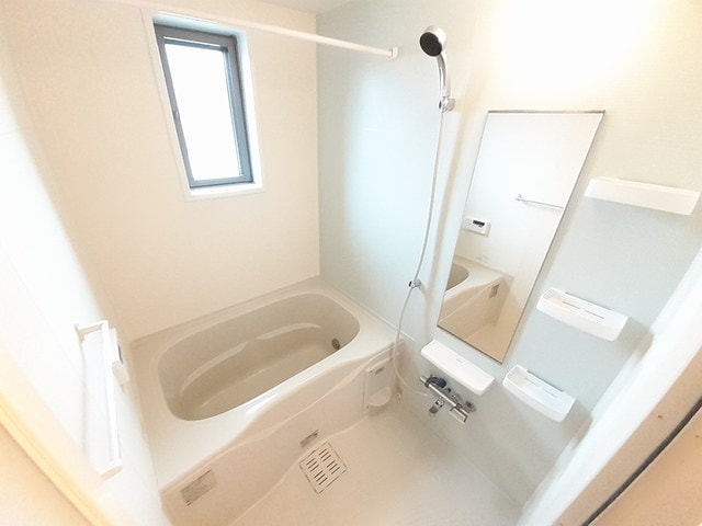  アイーダ・メイカ