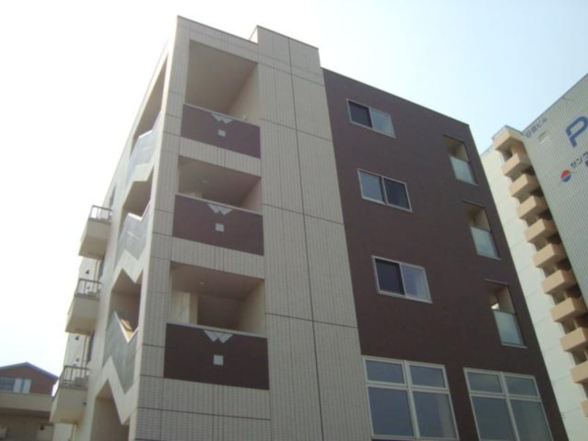 外観写真（昼） Gracia（グレーシア）