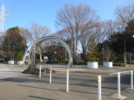洞峰公園まで1000m パル・コーワ