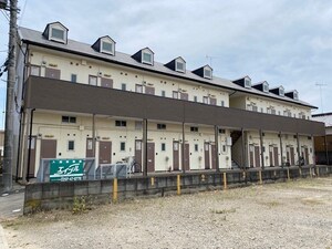 キャリーハイツ