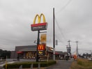 ﾏｸﾄﾞﾅﾙﾄﾞ 294新守谷店(その他飲食（ファミレスなど）)まで299m 第二ＡＭビル