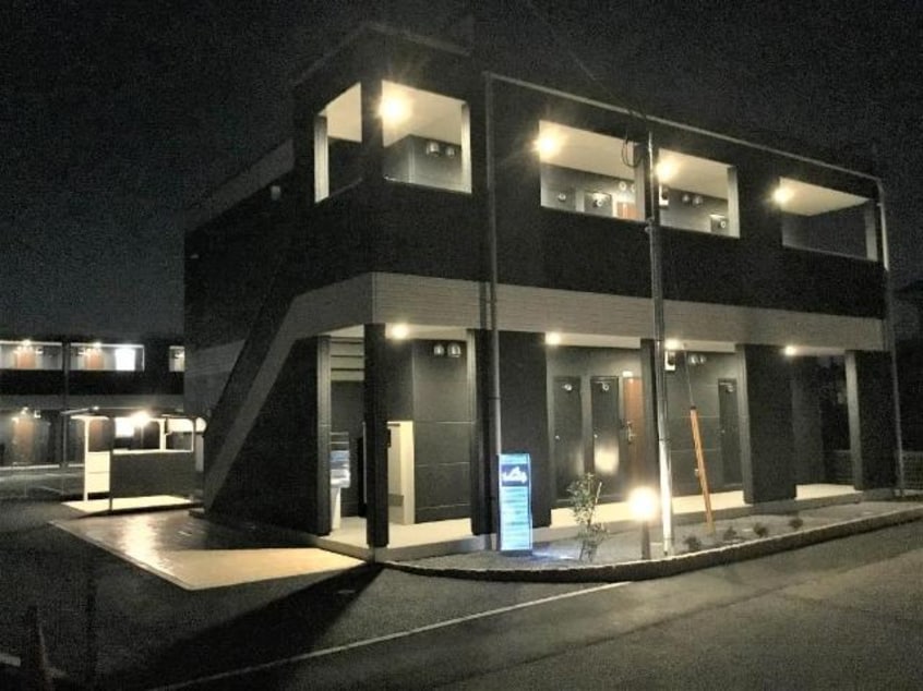 外観写真（夜） インフィールドＡ