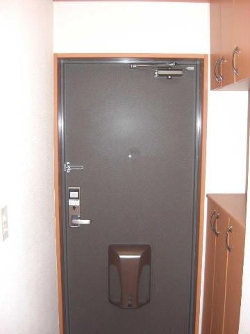 玄関 シャトーコリーヌ
