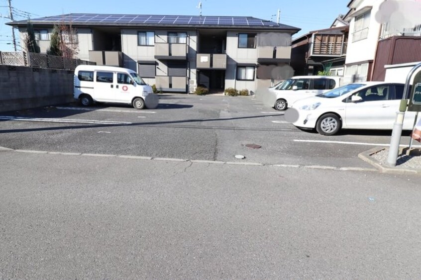  クレセントコート