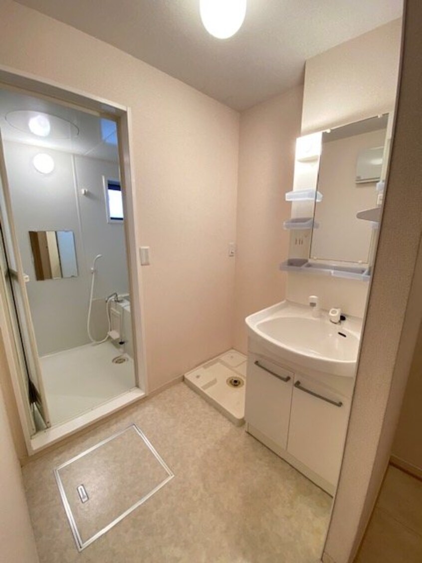  ラ　ルーナ　Ｂ