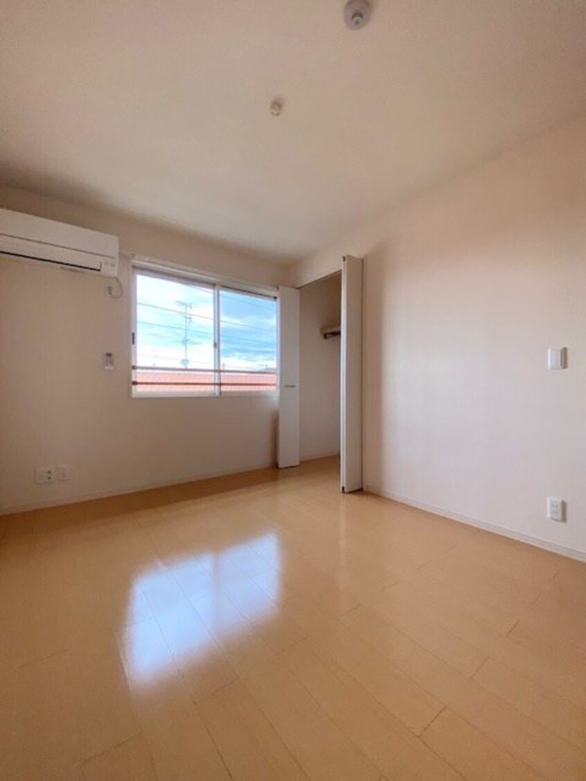  ラ　ルーナ　Ｂ