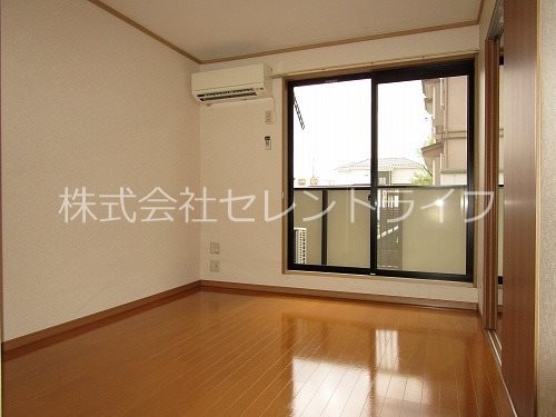 リビング（エアコン付き） ドムス北浦