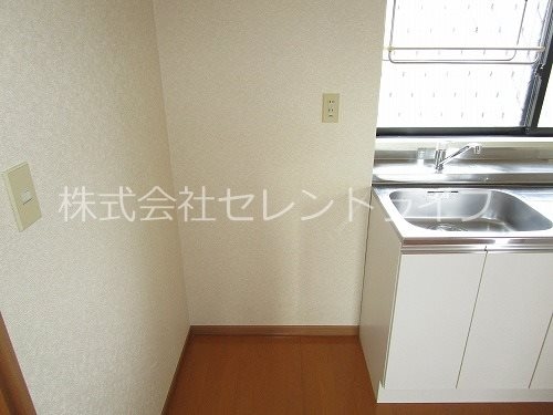 冷蔵庫置き場 ドムス北浦