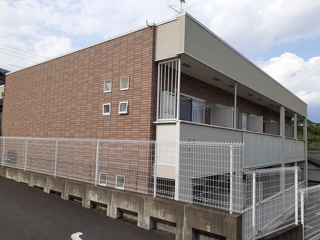  コモド　アデッソ