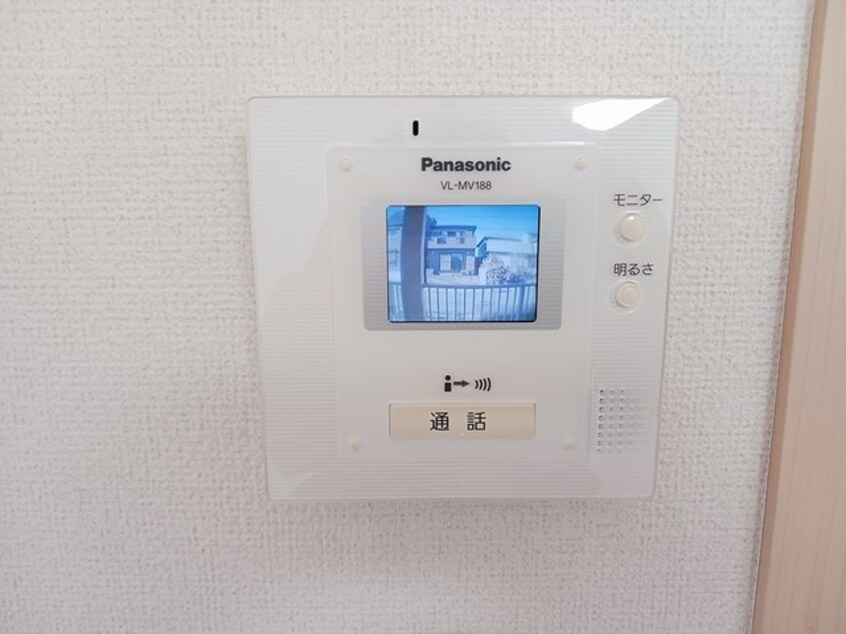  コモド　アデッソ