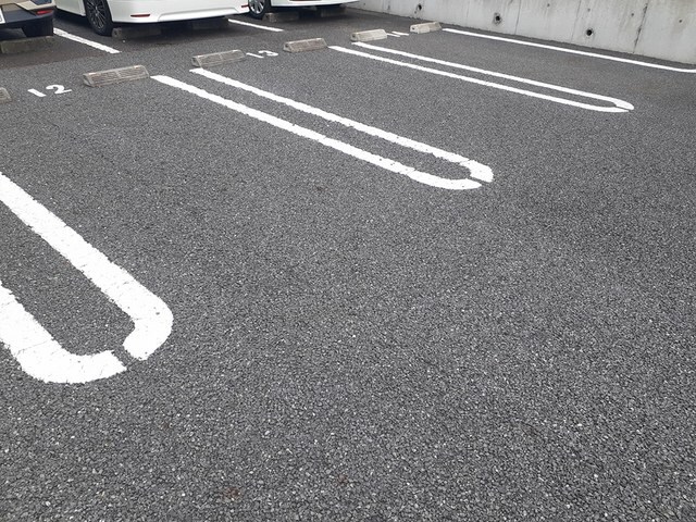  アヴァン新守谷II