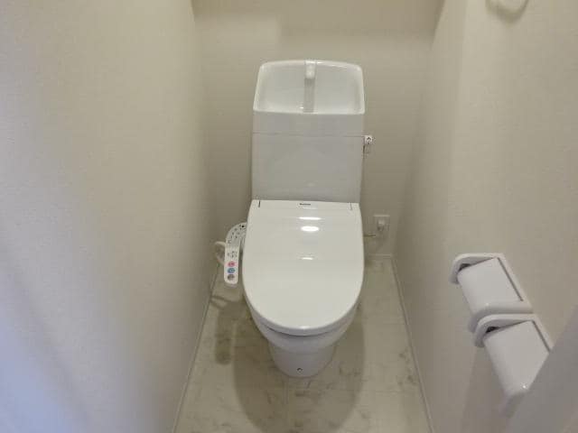 シャワー付トイレ（イメージ） ラ・シーヌII