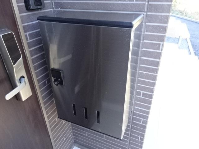 宅配ボックス（イメージ） ラ・シーヌII