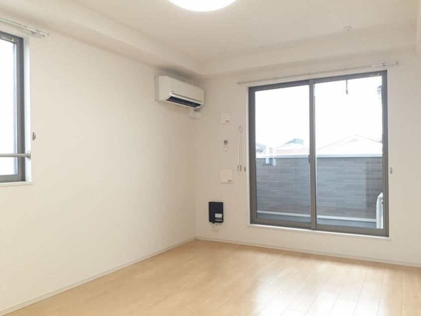  リブ　フラット