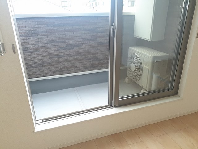  リブ　フラット