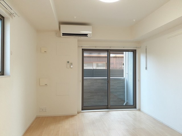  フェレスカーレ　戸頭