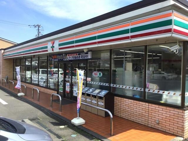 セブンイレブン取手本郷1丁目店まで393ｍ アリビオ