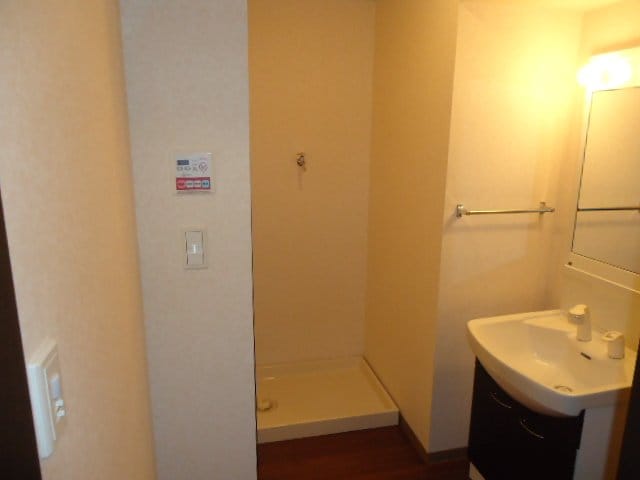 洗面 Ｅｖｅｒ　Ｌａｕｒｅｌ