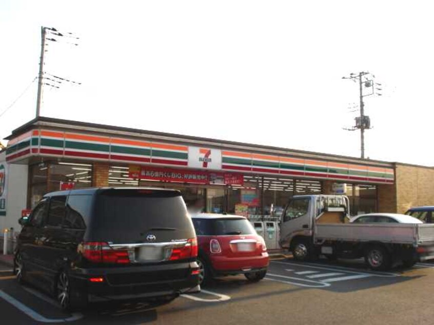 セブンイレブン（コンビニ）まで500ｍ Ｅｖｅｒ　Ｌａｕｒｅｌ