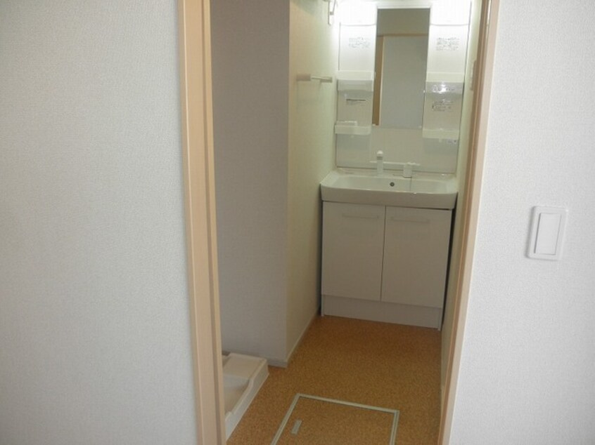  サンリット　アインツ　ＹｕＡ