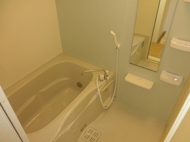  サンリット　アインツ　ＹｕＡ