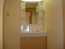 洗髪洗面化粧台