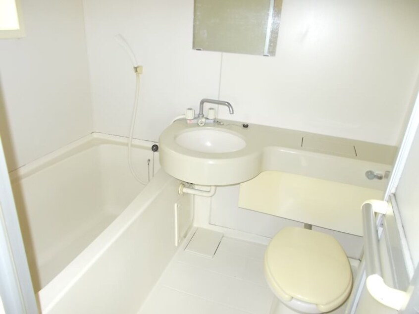  アークエステート22番館