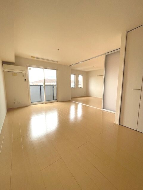  グランシャリオ　B棟