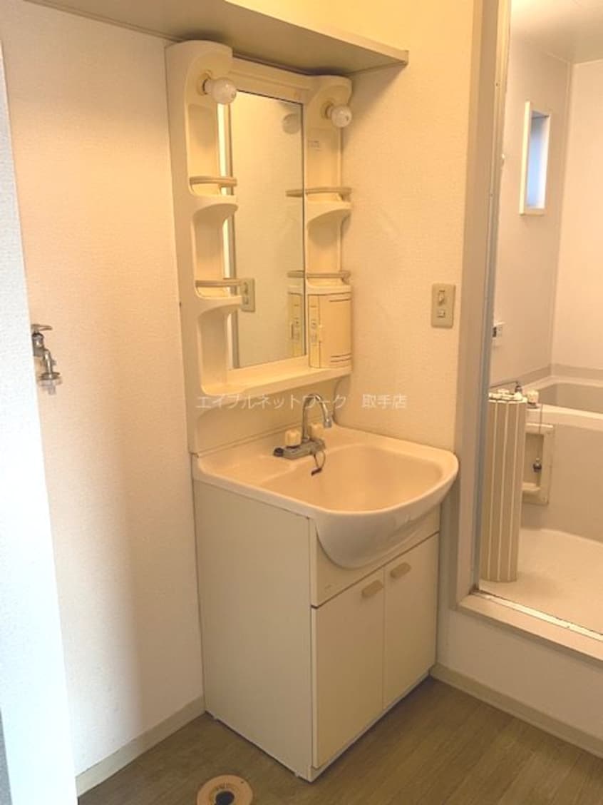  フレグランス千代川E