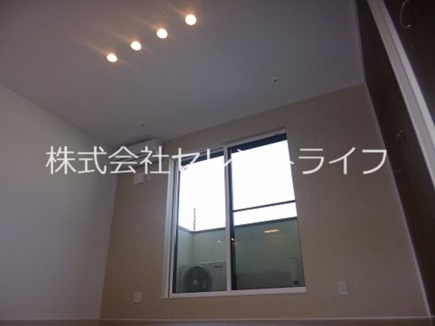 ダウンライト付き洋室 クレアシオン