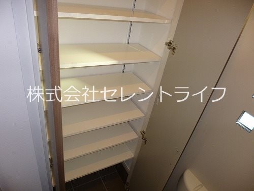 トールタイプシューズボックス内部 クレアシオン