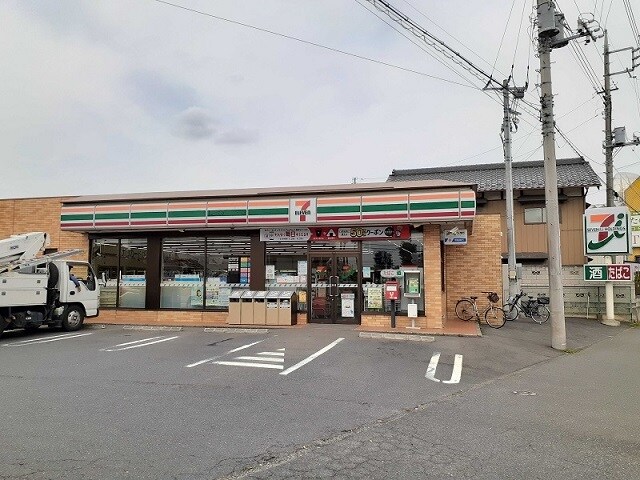 セブンイレブン　守谷板戸井店まで600m アルバーダ