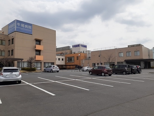 牛尾病院まで950m グラース　II