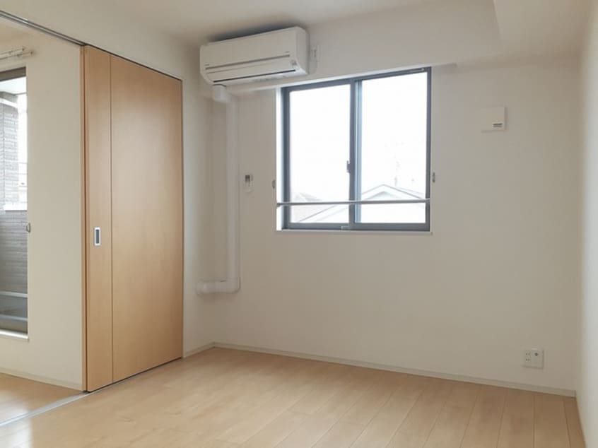  リブ　フラット