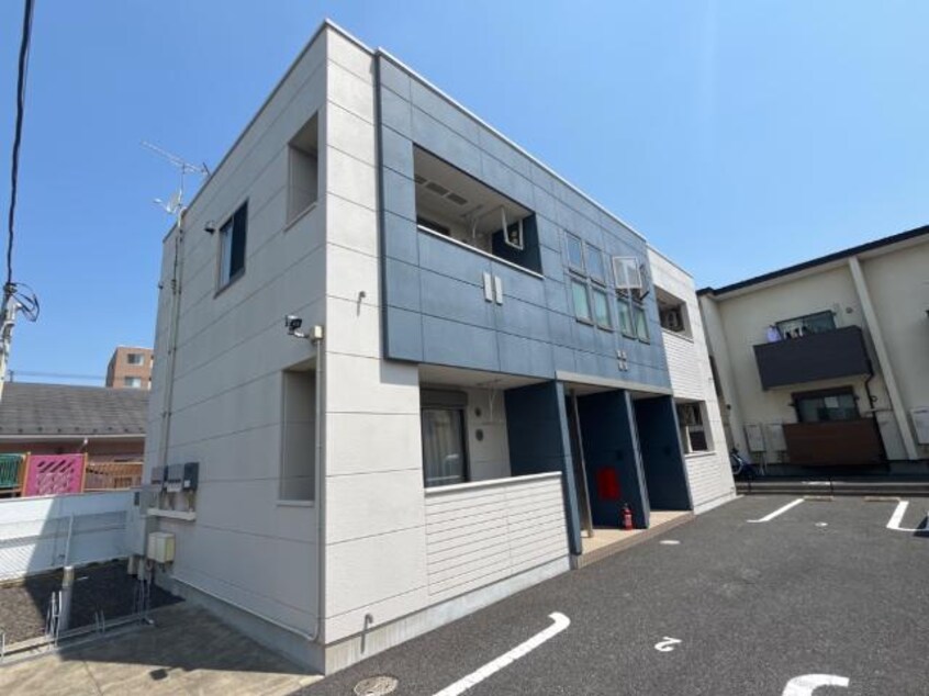 外観写真（昼） ダブルアール