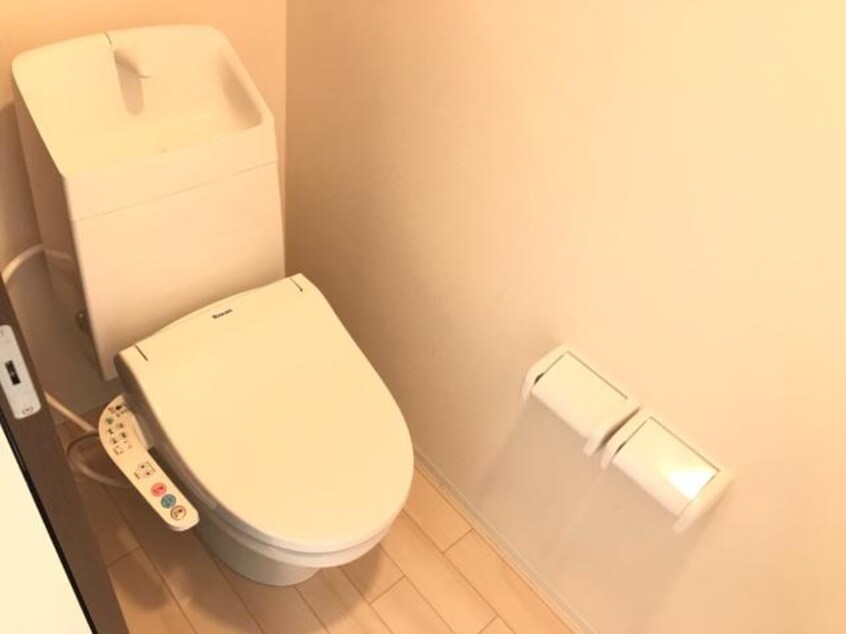 トイレ（イメージ） アリビオ