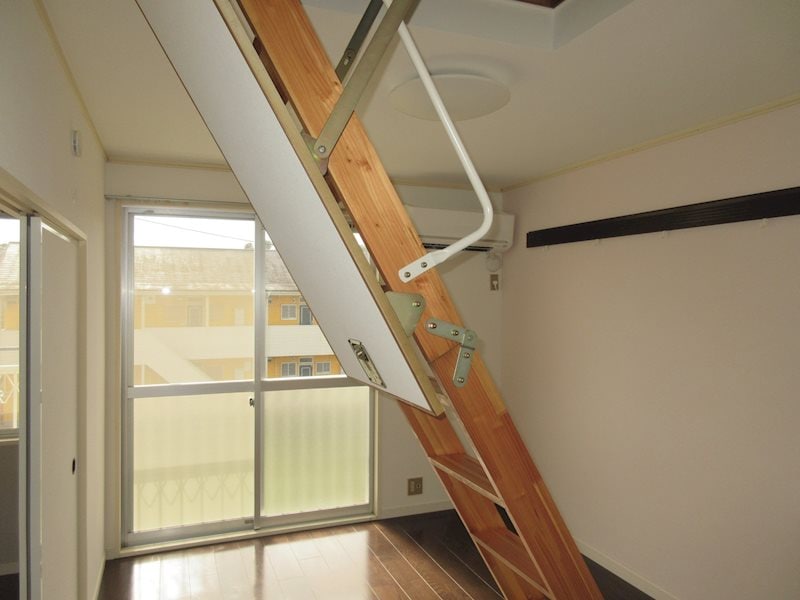 ロフト階段 川村ハイツ1号館